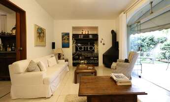 Imagem 2: CASA ESQUINA NA PRAÇA AO LADO DO PARQUE IBIRAPUERA