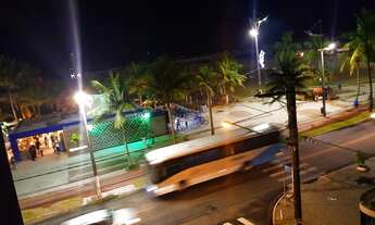 Imagem: Kitão frente ao mar com terraço