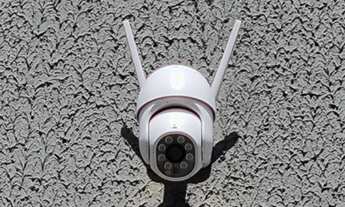 Imagem 5: Casa de 3 quartos com pé direito duplo