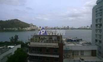 Imagem 2: OPORTUNIDADE EM LOCAL PRIVILEGIADO ENTRE PARQUE LAJE E LAGOA! 4 QTOS COM DUAS VAGAS! VISTA