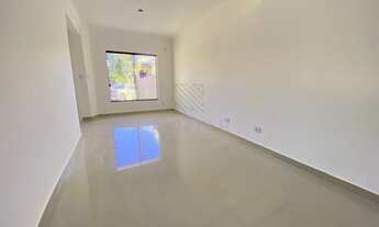 Imagem 5: Sobrado à venda com 2 dormitórios, sendo uma suíte com sacada e quintal com churrasqueira