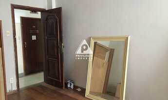 Imagem 5: Na Glória: excelente apartamento de 2 quartos, com dependências, próximo ao Metrô