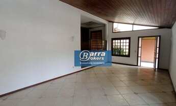 Imagem 3: Condomínio Vilarejo, MARAVILHOSA RESIDÊNCIA com bastante imponência, 04 dormitórios, sendo