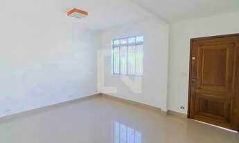 Imagem 2: Casa para Aluguel - Saúde, 4 Quartos, 120 m2