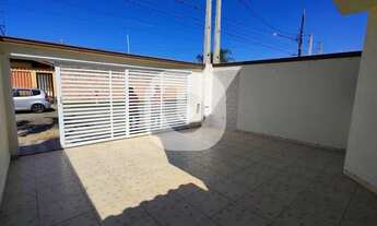 Imagem 2: Casa para venda possui 106 metros quadrados com 3 quartos em Cibratel - Itanhaém - SP