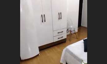 Imagem: Quartos mobiliados com banheiro e cozinha