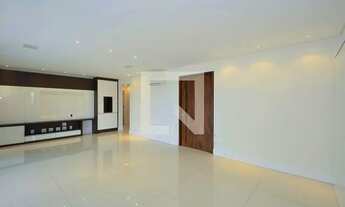 Imagem 5: Apartamento para Aluguel - Saúde, 4 Quartos, 205 m2