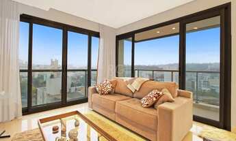 Imagem: Apartamento com Sacada para Venda - 106m²