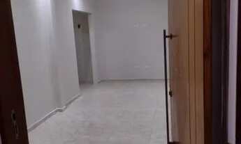 Imagem 3: Casa 1° Andar, 3 quartos, 1 suíte, banheiro social, bem localizada