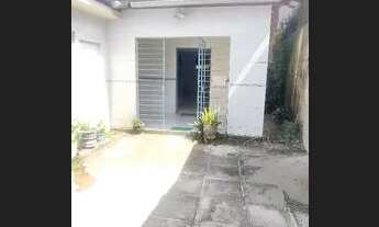 Imagem: CASA PARA COMERCIO BEM LOCALIZADA COM FÁCIL