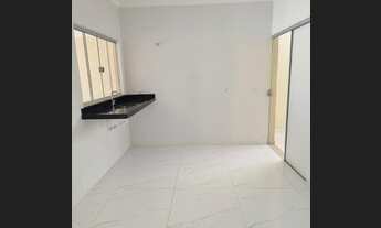 Imagem 3: Rita Vieira 3 Quartos sendo um Suíte Terreno nos Fundos