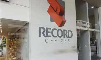 Imagem 3: Alugo sala mobiliada no Record Office na ponta verde