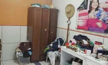 Imagem 4: Casa a venda com 3 quartos, garagem, quintal e terraço na 14 de Abril