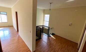 Imagem 2: Sobrado para aluguel possui 274 metros quadrados com 4 quartos