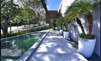 Imagem 7: Linda casa de esquina, em desejado Condomínio de Alphaville! 537 m² com 4 suítes! Lindo Pa