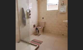 Imagem 2: Vendo 3 casas em Vilar dos Teles na Praca da Bandeira