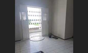 Imagem 2: Apartamento para aluguel possui 60 metros quadrados com 2 quartos em Messejana - Fortaleza