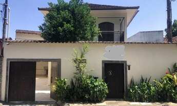 Imagem: Casa para venda tem 221 metros quadrados