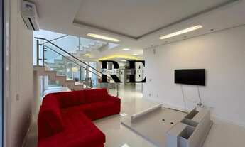 Imagem 6: Casa Luxuosa para Aluguel na Lagoa da Conceição na melhor localização da região