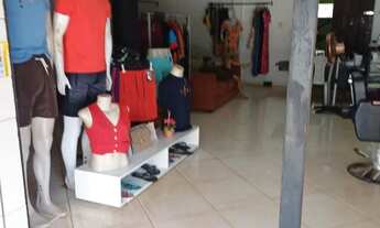 Imagem: Prédio comercial e residencial - em frente