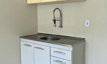 Imagem 3: Casa no Coqueiral - 2 Quartos 2 Vagas - 50m da Av. Brasil