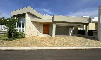 Imagem: Casa com 3 dormitórios, 249,67 m² - À