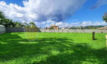 Imagem 2: Venda Lote de 675 m² - Condomínio Mirante Royal Park