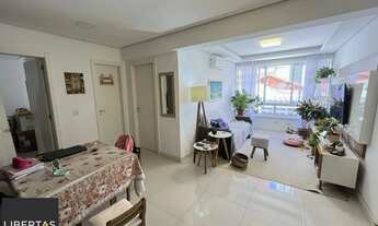 Imagem 2: Apartamento de 2 quartos, suíte e 1 vaga de garagem no bairro Santana em POA/RS