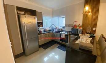 Imagem 3: Casa com piscina e churrasqueira no Flora Rica 2 - Peruíbe - SP