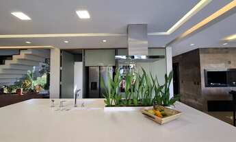 Imagem 5: Casa para Venda em Florianópolis, Rio Tavares, 4 dormitórios, 4 suítes, 5 banheiros, 2 vag