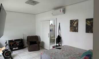 Imagem 5: Casa Térrea à Venda - Bairro Flores, próximo a Av. das Torres