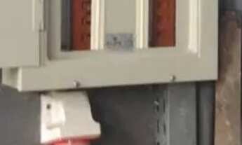 Imagem 2: Galpão Galpão / depósito com 4 vagas na garagem