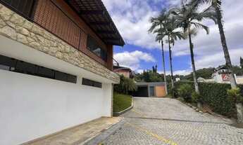 Imagem 3: Casa Comercial disponível para locação no Centro de Blumenau