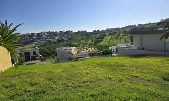 Imagem: Terreno 451m² com Vista para Montanhas