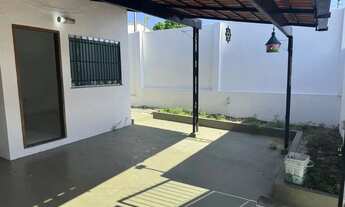 Imagem: Vendo excelente casa em via pública, de