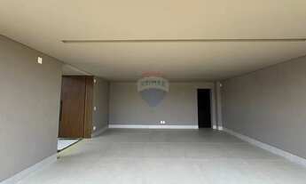 Imagem 3: MODERNIDADE E CONFORTO! Casa Nova com 4 Quartos, Piscina com Prainha e Acabamento Premium