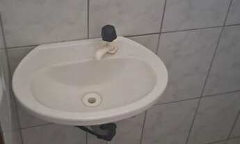 Imagem 6: Aluguel kitnet Quarto com aluguel por R$800 /mês