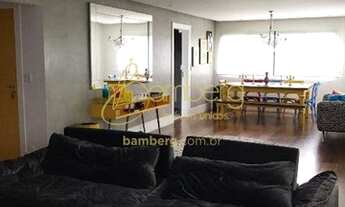 Imagem 2: Lindo, espaçoso e bem localizado. Confira!