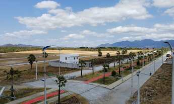 Imagem 3: Loteamento Pacatuba IV,ao lado da cervejaria Heineken Infraestrutura completa com praça!.