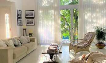 Imagem: SOBRADO - SAMBAQUI - SC