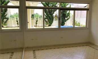 Imagem 6: Casa de condomínio sobrado para venda possui 233 metros quadrados com 4 quartos