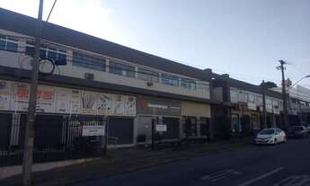 Imagem: EM CENTRO COMERCIAL NO PORTÃO!