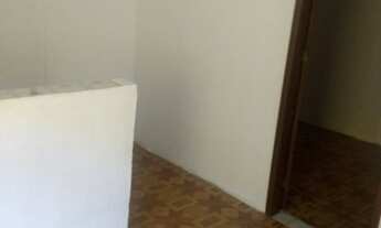 Imagem 5: Aluga-se casa 2/4