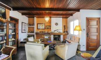 Imagem 4: CHARMOSA CASA TÉRREA , CLÁSSICA COM PISCINA