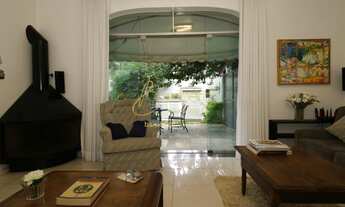 Imagem 6: CASA ESQUINA NA PRAÇA AO LADO DO PARQUE IBIRAPUERA