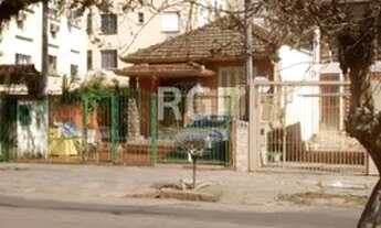 Imagem 2: Porto Alegre - Terreno Padrão - Teresópolis