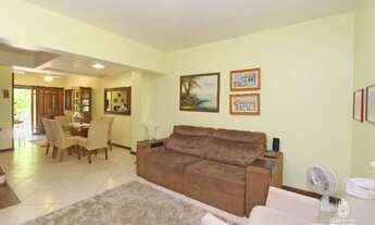 Imagem 3: Porto Alegre - Casa Padrão - Tristeza