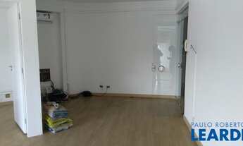 Imagem 4: CONJ. COMERCIAL - JARDIM EUROPA - SP