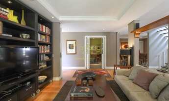 Imagem 7: Charmosa Casa Em Rua Com Cancela no Morumbi. 4 Dormitórios Sendo 2 Suites, 4 Vagas Para Au