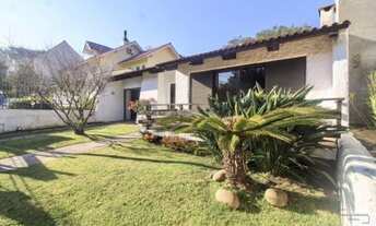 Imagem: Porto Alegre - Casa Padrão - Jardim Isabel